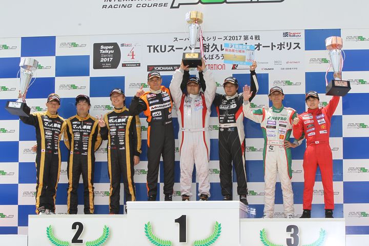 ST-5クラスの表彰式