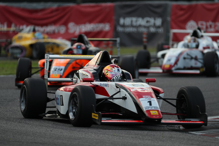 決勝2位は宮田莉朋（FTRSスカラシップF4）