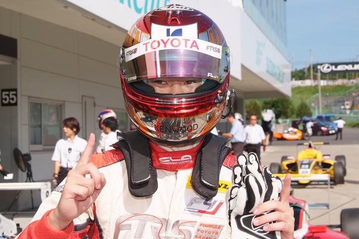 優勝した宮田莉朋（TOM'S SPIRIT）