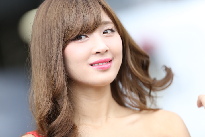 ピットウォーク: レースクイーン