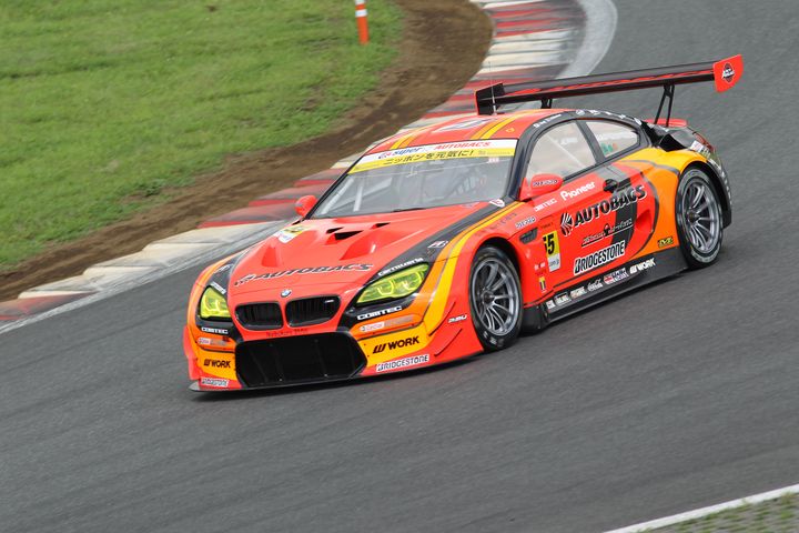 公式練習: GT300クラストップタイムは高木真一／ショーン・ウォーキンショー組（ARTA BMW M6 GT3）