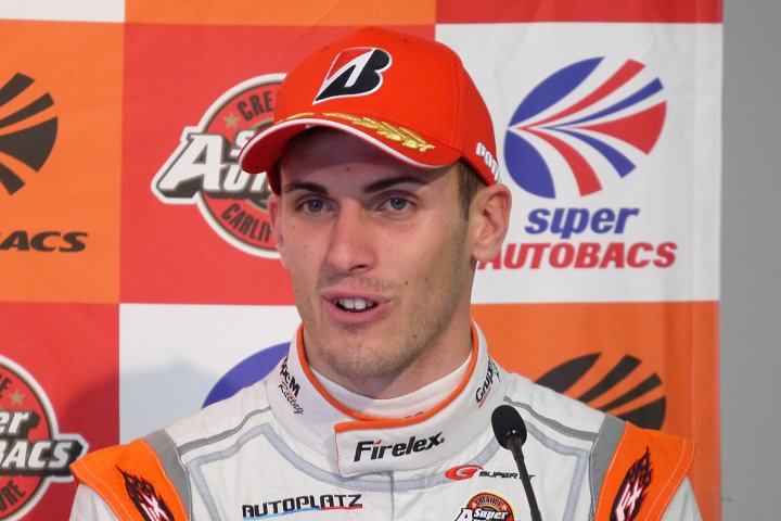 予選記者会見: GT300クラスポールポジションのショーン・ウォーキンショー（AUTOBACS RACING TEAM AGURI）