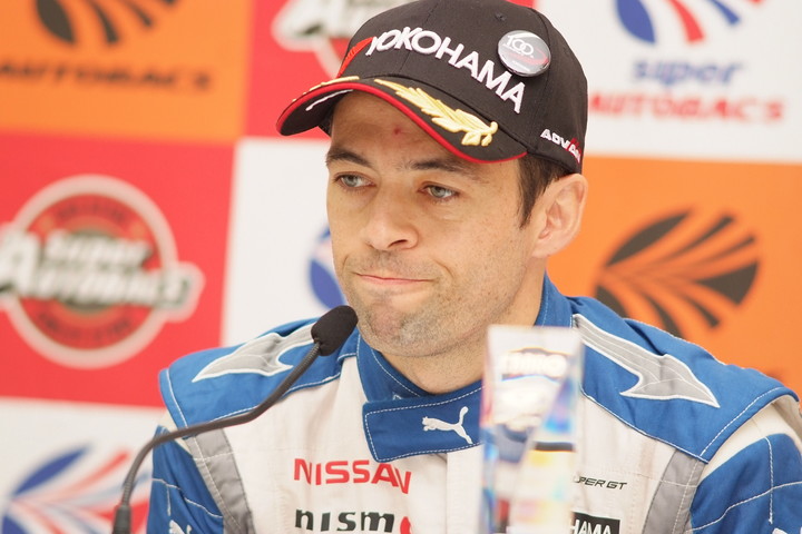 GT500クラスポールポジションのジョアオ・パオロ・デ・オリベイラ（KONDO RACING）