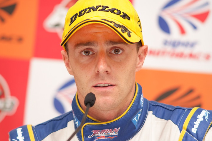 決勝記者会見: GT500クラスで優勝したベルトラン・バゲット（NAKAJIMA RACING）