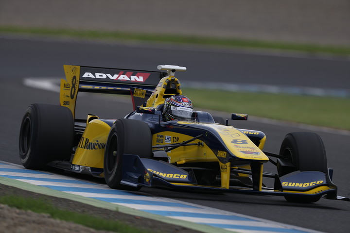 フリー走行1回目: 2位は大嶋和也（SUNOCO TEAM LEMANS SF14）