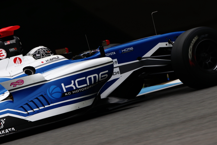フリー走行: 小林可夢偉（KCMG Elyse SF14）