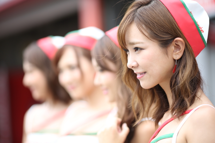 ピットウォーク: レースクイーン