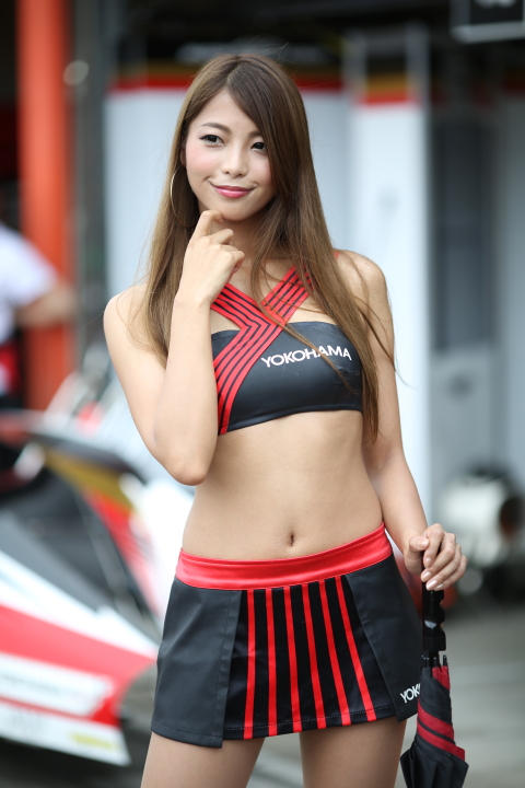 ピットウォーク: レースクイーン