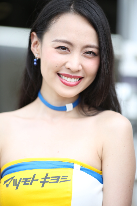 ピットウォーク: レースクイーン