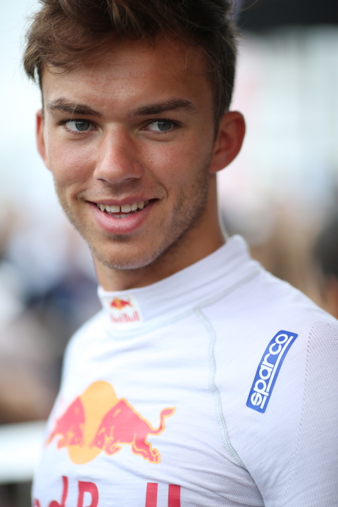 ピットウォーク: ピエール・ガスリー（TEAM MUGEN）