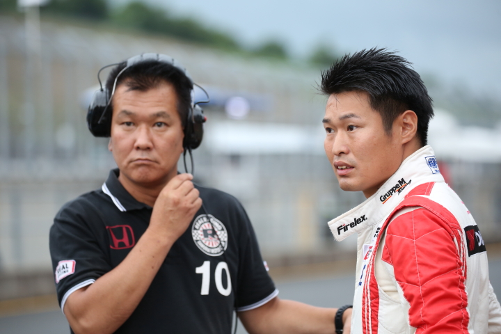 公式予選: 塚越広大（REAL RACING）