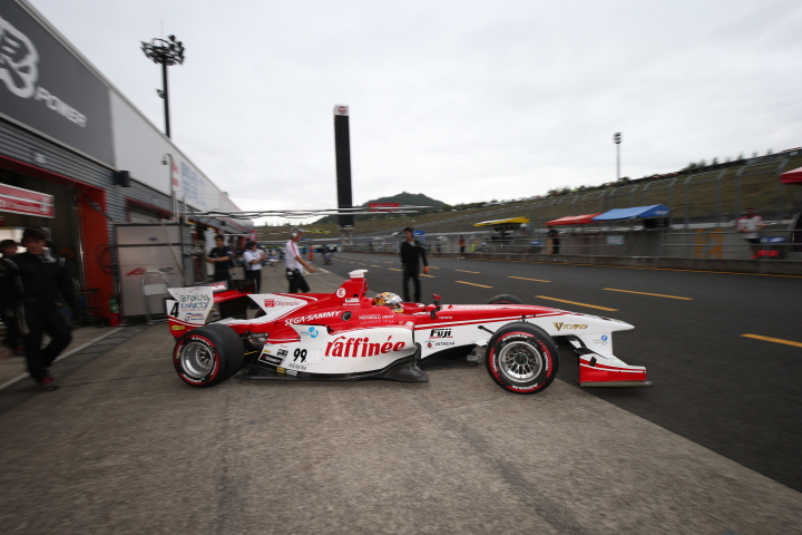 公式予選: 山下健太（FUJI x raffinee KONDO SF14）