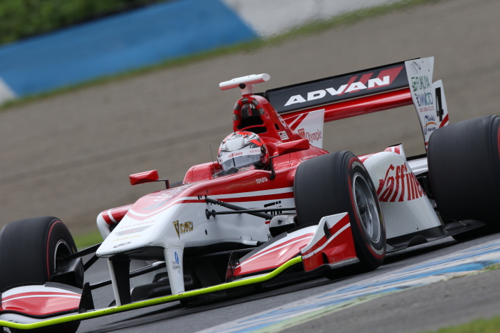 公式予選: 山下健太（FUJI x raffinee KONDO SF14）