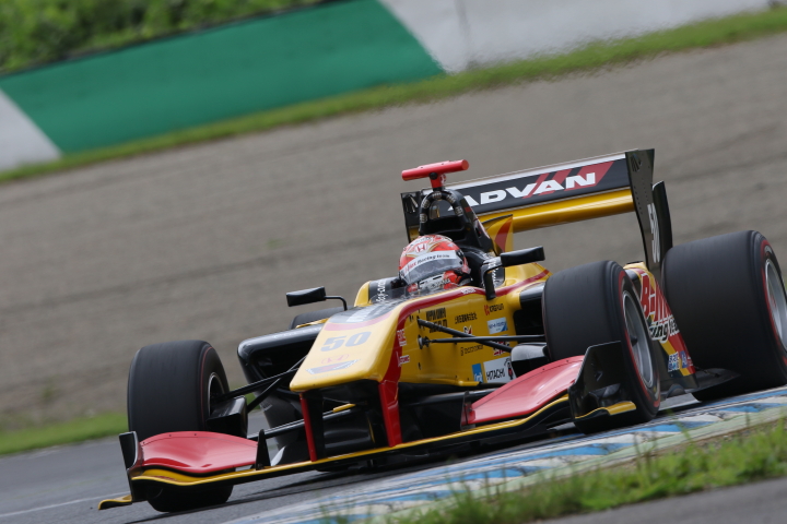 公式予選: 小暮卓史（B-Max Racing team SF14）