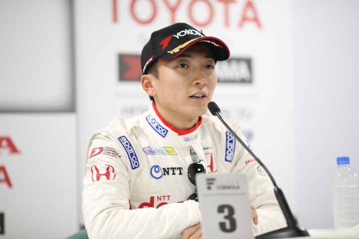 予選記者会見: 3位の野尻智紀（DOCOMO TEAM DANDELION RACING）