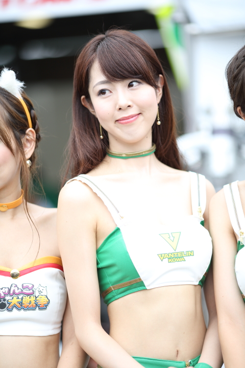 ピットウォーク: レースクイーン