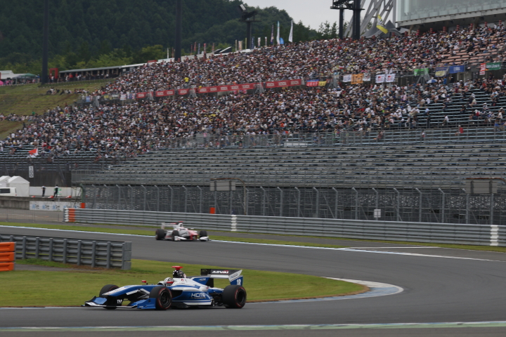 決勝レース: 小林可夢偉（KCMG Elyse SF14）