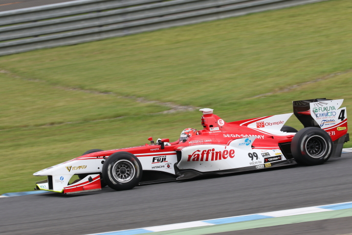 決勝レース: 山下健太（FUJI x raffinee KONDO SF14）