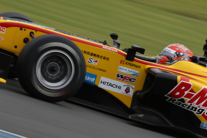 決勝レース: 小暮卓史（B-Max Racing team SF14）
