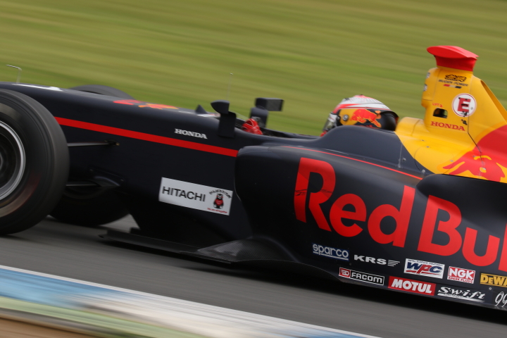 決勝レース: ピエール・ガスリー（TEAM MUGEN SF14）