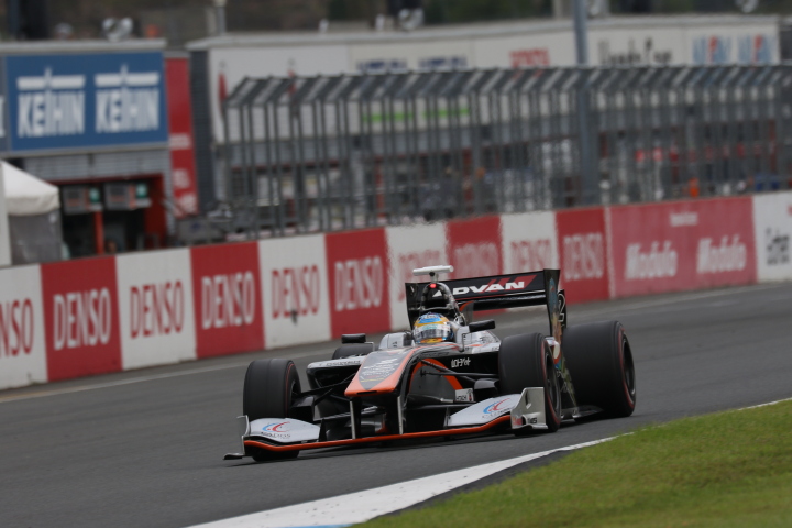 決勝レース: 石浦宏明（P.MU/CERUMO・INGING SF14）