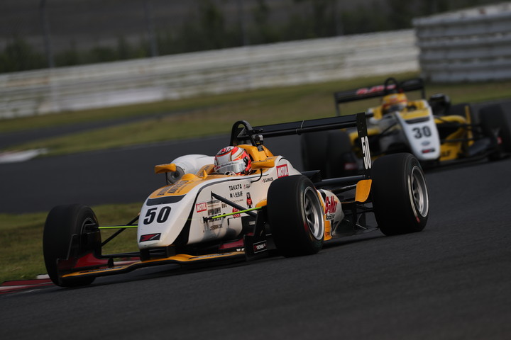 Nクラス決勝2位は澤田真治（B-Max Racing F306）