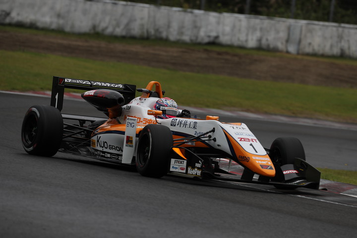 第19戦、第20戦とも予選3位は坪井翔（カローラ中京Kuo TOM'S F317）