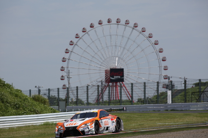 フリー走行: 中嶋一貴／ジェームス・ロシター組（au TOM'S LC500）