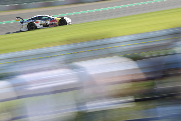 決勝レース: 平川亮／ニック・キャシディ組（KeePer TOM'S LC500）