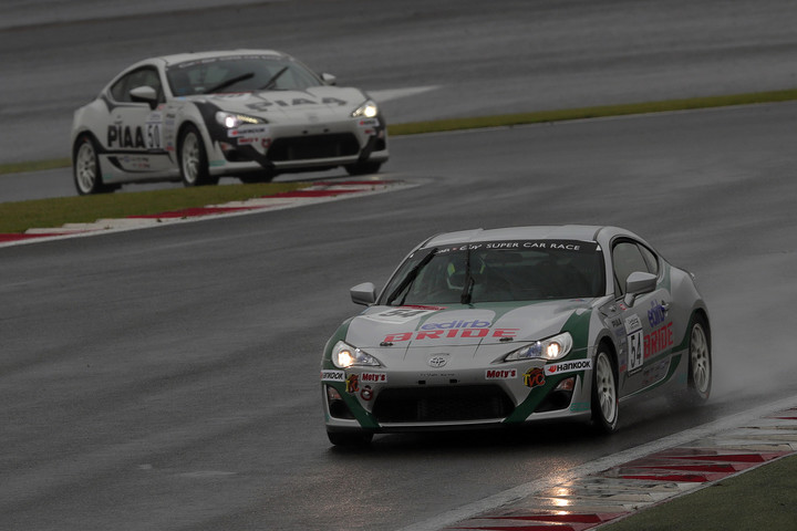 GT4/N1クラス3位の呉良亮（86RACER'S 86）