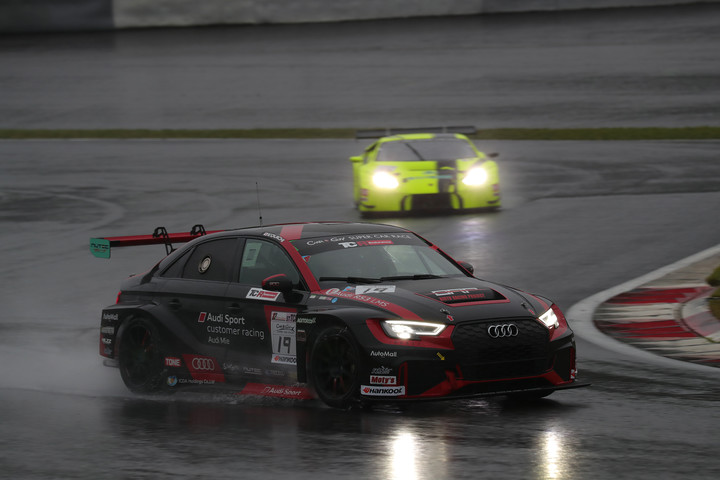 GT4/N1クラス優勝の奥村浩一／須田力組（BRP★AudiRS3LMS）