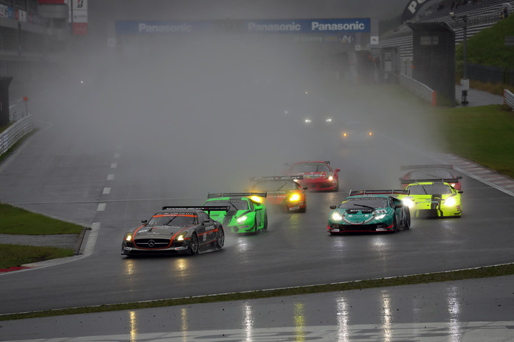 50分の決勝レースがスタートした