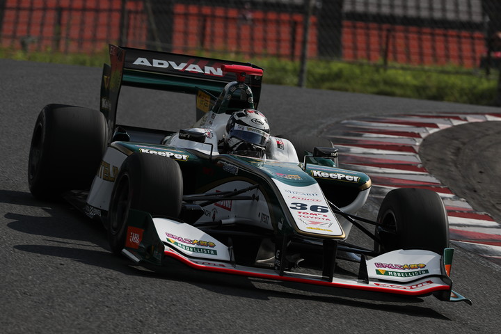 フリー走行1回目: トップタイムはアンドレ・ロッテラー（VANTELIN KOWA TOM’S SF14）