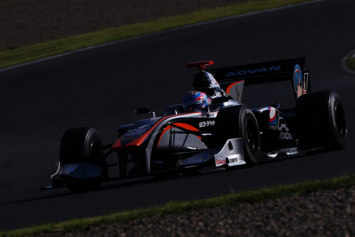 占有走行: 国本雄資（P.MU/CERUMO・INGING SF14）