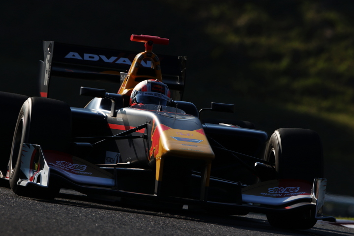 占有走行: ピエール・ガスリー（TEAM MUGEN SF14）