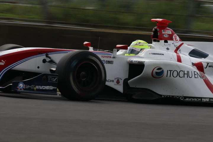 公式予選: 関口雄飛（ITOCHU ENEX TEAM IMPUL SF14）