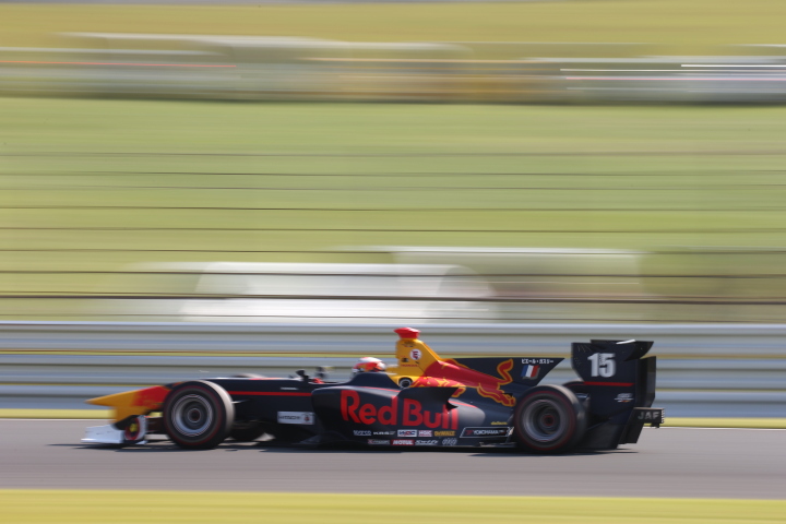 フリー走行: ピエール・ガスリー（TEAM MUGEN SF14）