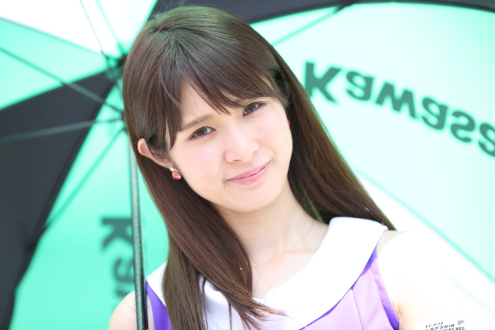 ピットウォーク: レースクイーン