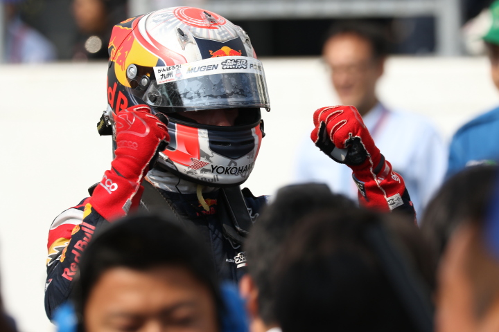 決勝レース: 優勝したピエール・ガスリー（TEAM MUGEN）