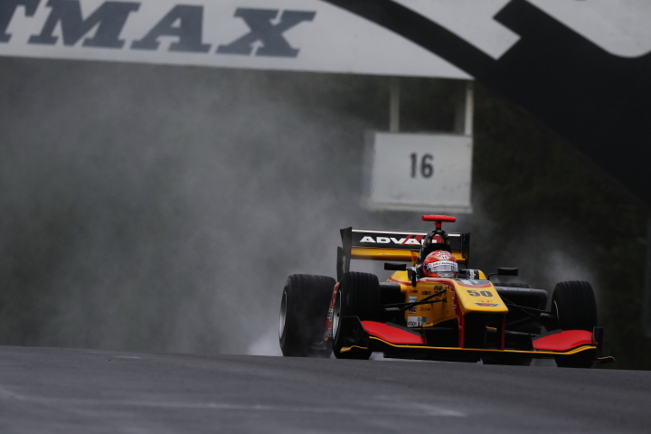 フリー走行: 小暮卓史（B-Max Racing team SF14）