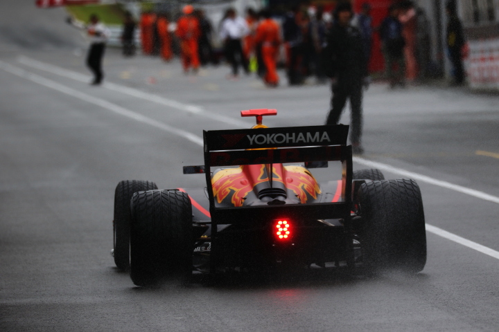 フリー走行: ピエール・ガスリー（TEAM MUGEN SF14）