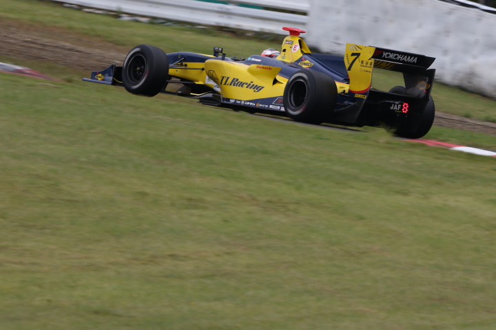 フリー走行: フェリックス・ローゼンクヴィスト（SUNOCO TEAM LEMANS SF14）