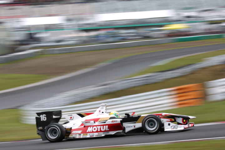 フリー走行: 山本尚貴（TEAM MUGEN SF14）