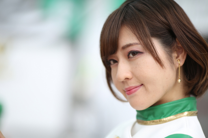 ピットウォーク: レースクイーン