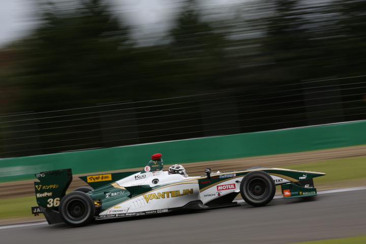 公式予選: アンドレ・ロッテラー（VANTELIN KOWA TOM’S SF14）