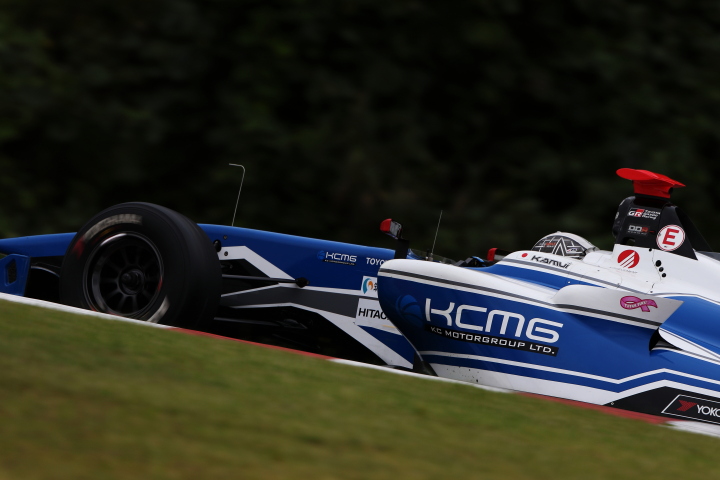 公式予選: 小林可夢偉（KCMG Elyse SF14）