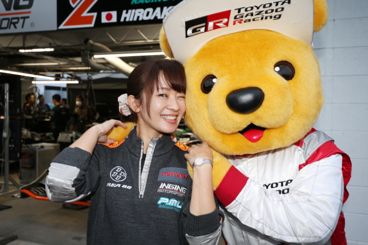 キッズピットウォーク: ﾚｰｽクイーンとトヨタくま吉