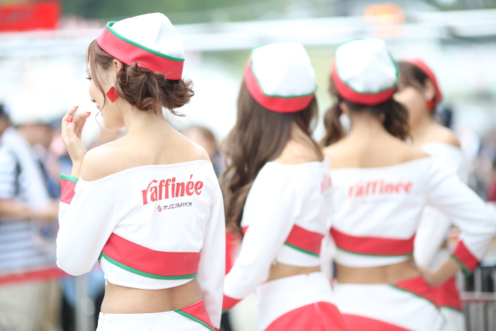 ピットウォーク: レースクイーン