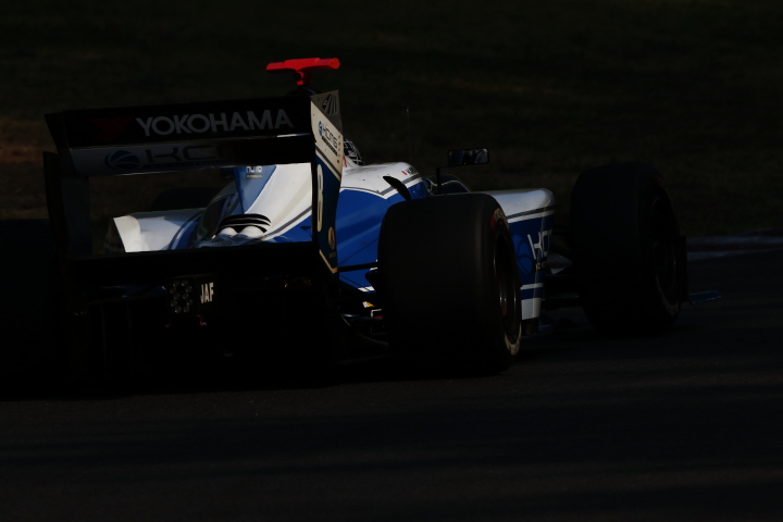 決勝レース: 小林可夢偉（KCMG Elyse SF14）