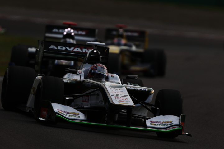 決勝レース: 中嶋一貴（VANTELIN KOWA TOM’S SF14）